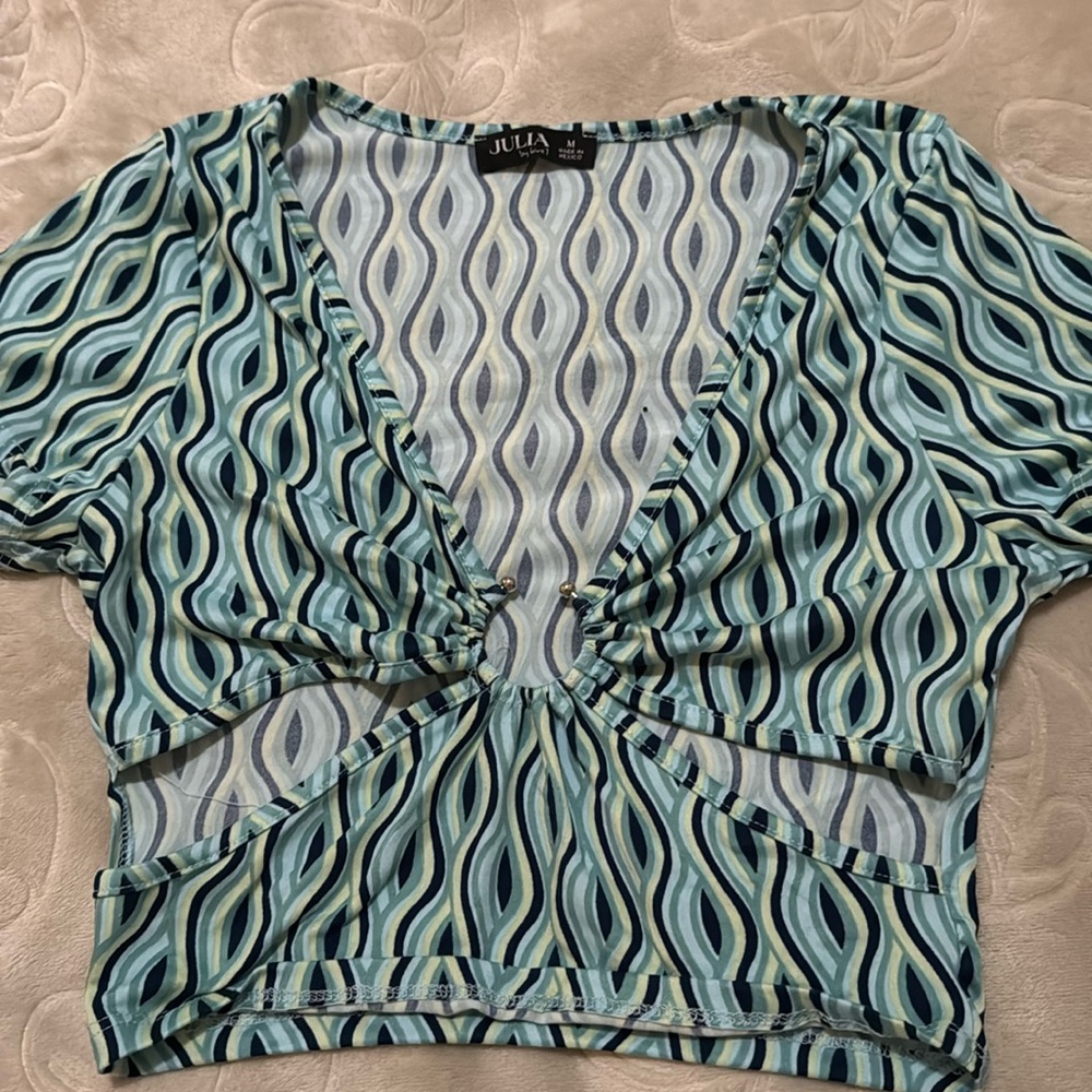 Blue abstract design crop